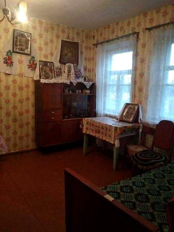 Продаю половину будинку