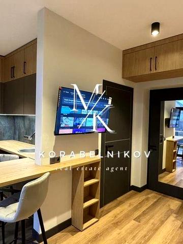 Продаж 1-кімнатної квартири 28м2 з терасою, Сергія Колоса 4Б, Жуляни