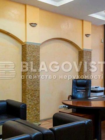 Продажз 4 квартира вул Лютеранська 10  Печерський р-н ЖК Тріумфальна Арка