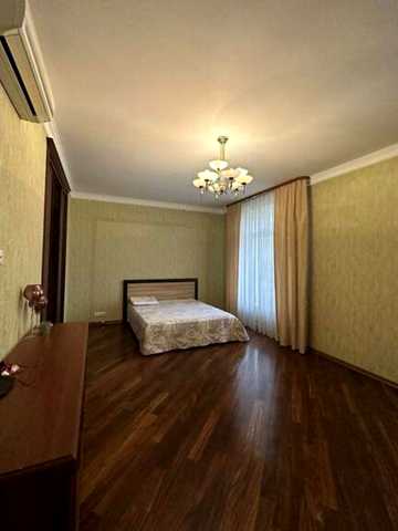 Круглоуніверситетська 3-5 Оренда 4К Квартири Бессарабка Центр