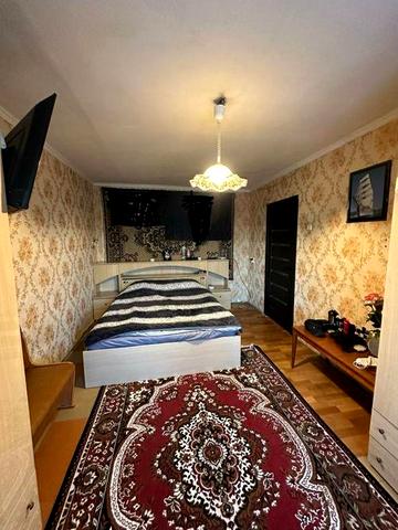 Продам 1 ком.квартиру 30 кв.м  Красный камень Коробова 5 ,собственник
