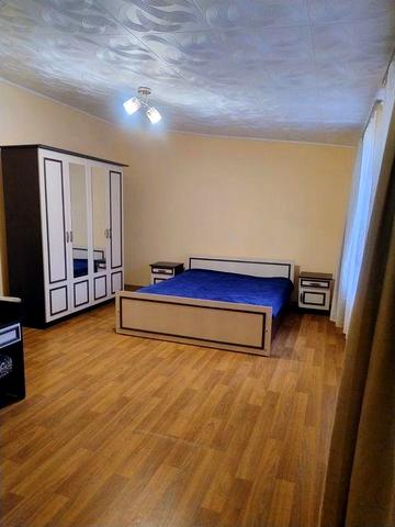 Сдам  2х  комнатный  ДОМ  на  СЛОБОДКЕ