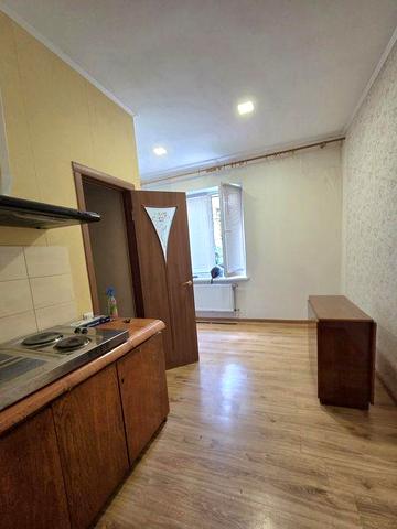 Продам 1 к  смарт квартиру ХТЗ район рынка