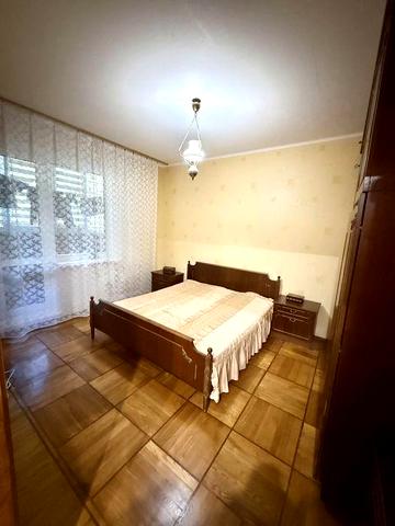 Трикімнатна квартира в центрі міста! Поруч є вся інфраструктура!