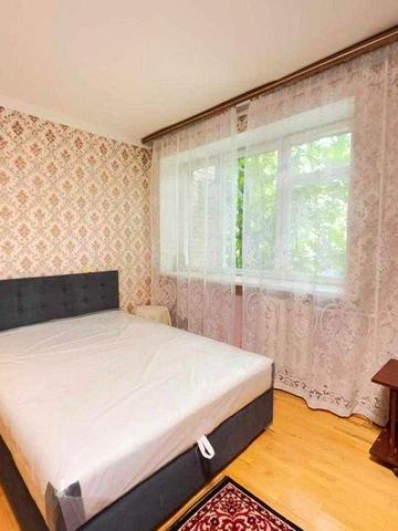 Гната Юри 9а,оренда 1к квартири,низький поверх,є ГАЗ!