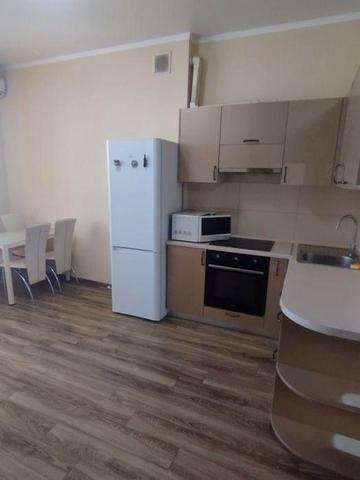 Здам квартиру вулиця Добровольців 8  рядом парк  та проспект Шевченка.