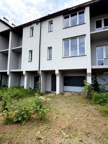 Продам котедж в центрі Дрогобича