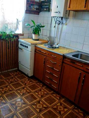 Продаж 3 кім.квартира 52000 ТОРГ.