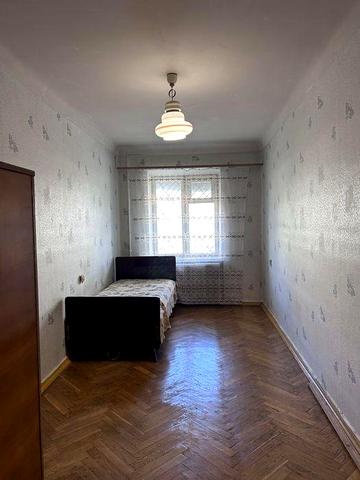 Дніпровський район, Соцмісто, пр.Миру 9 , продаж 2х кімнатної з газом.