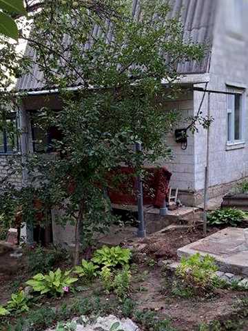 Затишна дача біля лісу та річки — ідеальне місце для відпочинку