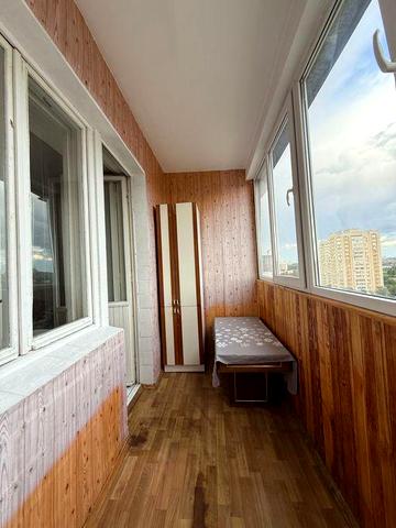 Здам довгостроково 2 кімнатну затишну квартиру біля метро Лівобережна