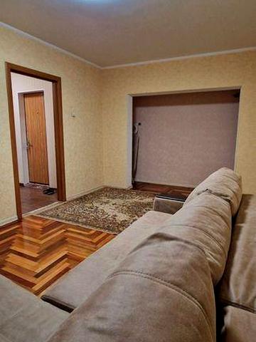 Сдам в аренду двухкомнатную квартиру на Песках.