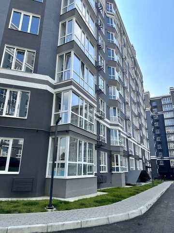 Продаж 2-кімнатна в центрі міста ЖК Лісовий