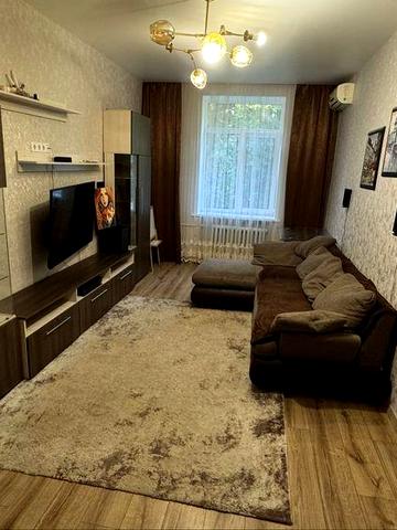 Здам 3х кімнатну квартиру в центрі