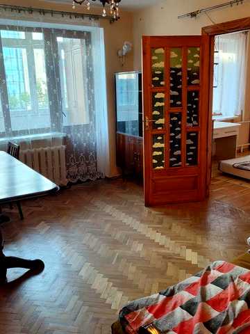 Здається 3к квартира середньо та довгостроково ЦУМ, Соборна , Рівне