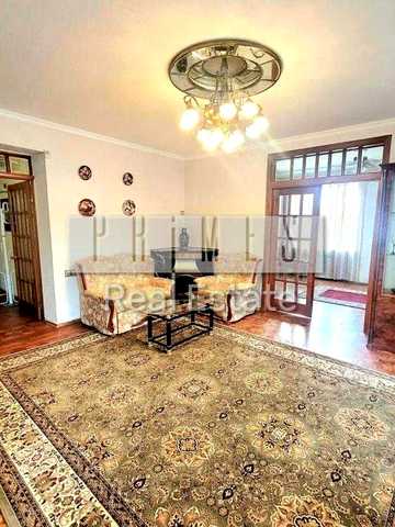 Оренда 5к квартири, вул. Мечнікова, 10/2, Печерськ, Центр