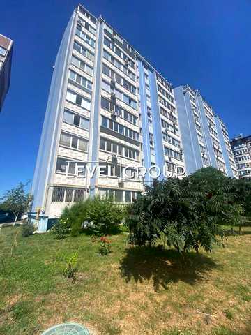 Продаж 2-кімнатноії квартири вул. Грушевського Бровари