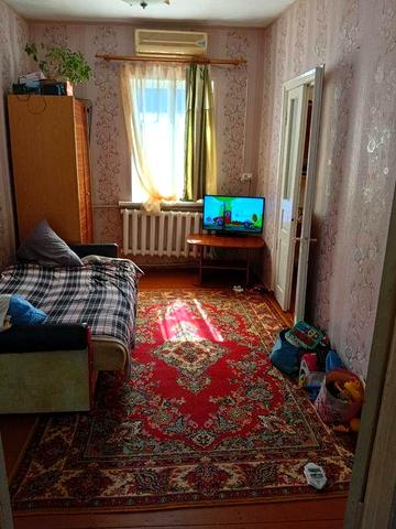 Продам будинок,цена договірна.