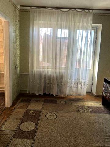 Продається  2-к кварт , 3/5, 45 М2, Науки 35, метро Деміївська