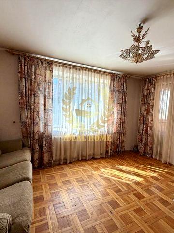 Продам 3к квартиру за адресою проспект Леся Курбаса 1Б, Святошинський р-н / БЕЗ %