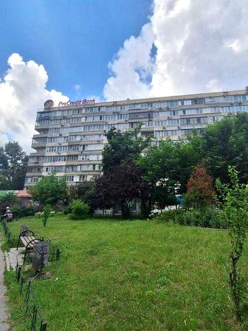 Продаю  свою  2 кімнатну квартиру вул Васильківська 2 метро Голосіівська 100м  , Газ