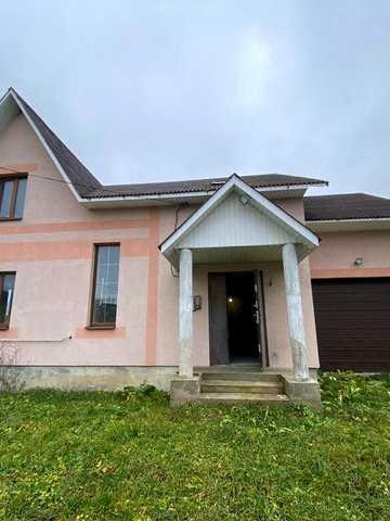 Продаж 2 поверхового будинку, Почаїв
