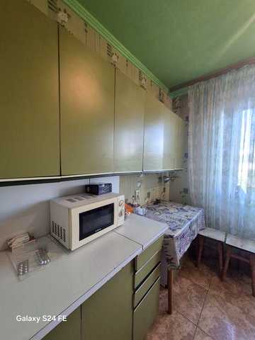Продам квартиру з чудовим видом на місто.