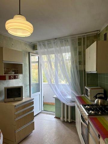 Здам 2кімнатну біля Променя
