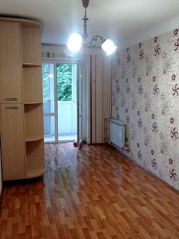 Продам 3к квартиру 3/5 Познанська 12.35900
