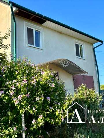 Продам житловий будинок на березі річки Дністер