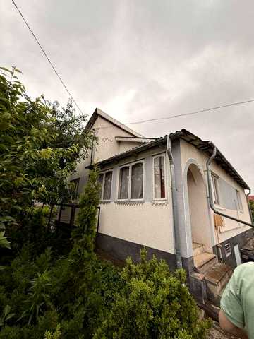 Будинок. Стрижавка