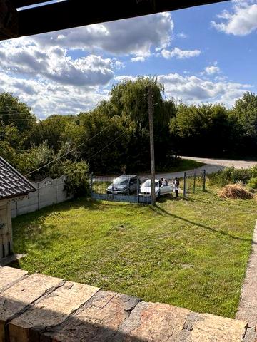 Готова інвестиція: будинок 292 м² + жила кухня 80 м, під приватний пансіонат, реабілітаційний або медичний центр. 7 кімнат, 16 соток, 25 хв. до Києва