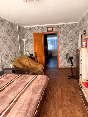 Продам квартиру  / обмін на 2-кімнатну на 1-3 поверсі