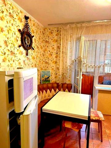 1к вул.Закревського буд.17 - 39м з меблями і технікою ціна 47000у.о без комісії 0%