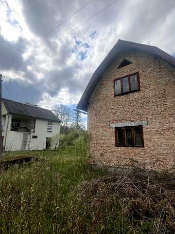 Продається садовий будиночок неподалік м.Моршин