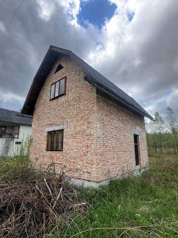 Продається садовий будиночок неподалік м.Моршин