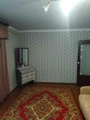 Сдам 3-х комнатную квартиру в центре на длительный срок