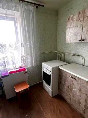 Продам 3-кімнатну квартиру в центрі м. Новомиргород.