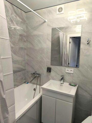 Продам 2к квартиру х новим ремонтом,Каденюка,12,Нові Будинки(код92391)