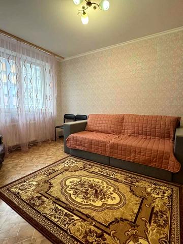 Миру вул., 11