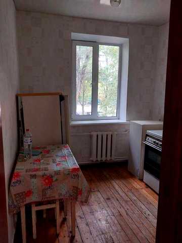 +Сдам 1 ком. квартиру ул.Глазунова р-н рынка  6000 гр.+ ком.усл.