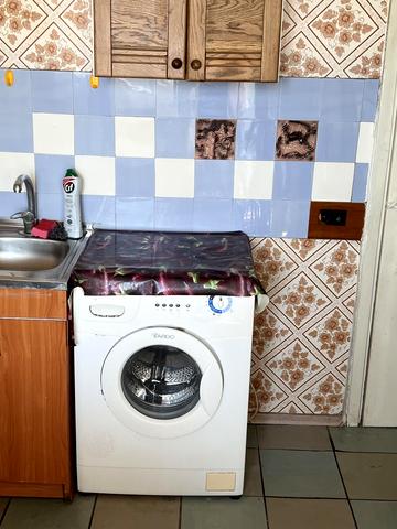 Академіка Глушкова просп., 34