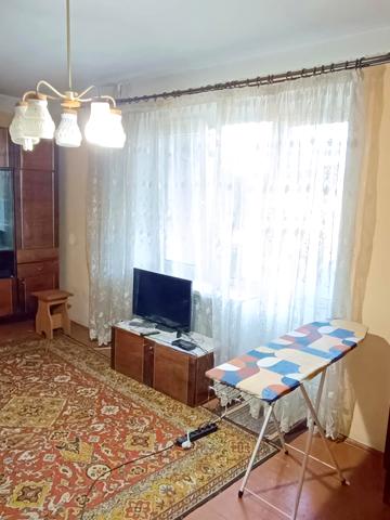 Південно-Кільцева вул., 11