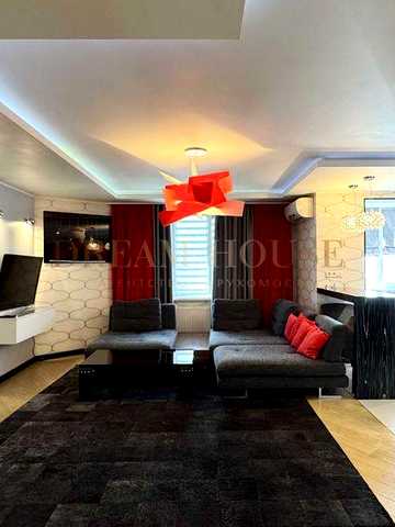 Довгострокова оренда квартири 125м2. Київ, вул. Йорданська, 1