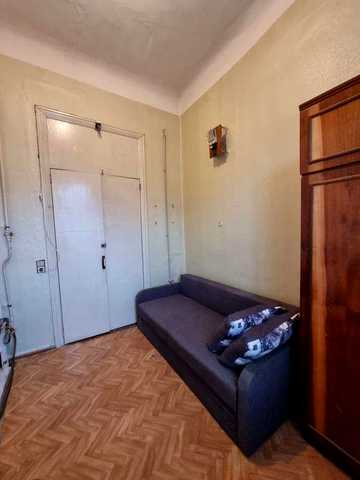 Продам 1к в центрі міста, поруч з обласною лікарнею