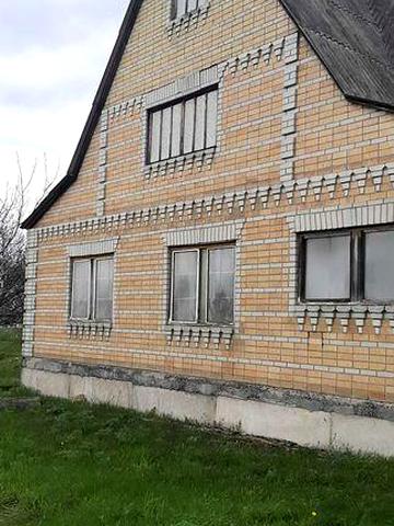 Продаж власного будинку
