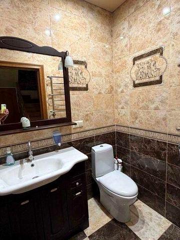 45903 Котедж, у який закохуєшся з першого перегляду! 138 м² з ремонтом, каміном, гаражем та меблями в ЖК «Перший Парковий»
