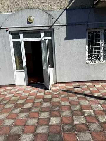 Продається нерухомість (квартира з власною терасою)