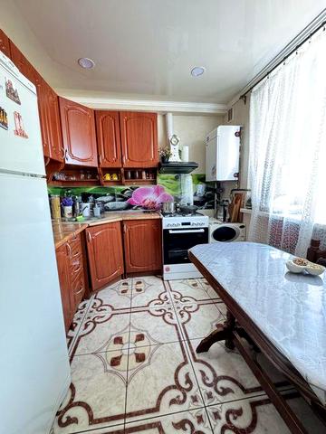 Продам квартиру в м.Городок