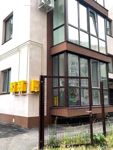 Продаж 1к. кв-ри в новобудові, р-н. Урожаю! АГВ чорнова.